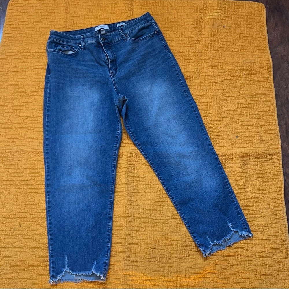Nine West Dark Blue Cropped Jeans